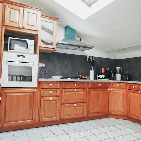 Appartement Avec Patio Saint Anne-dʼAuray Exterior foto