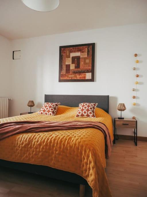 Appartement Avec Patio Saint Anne-dʼAuray Exterior foto